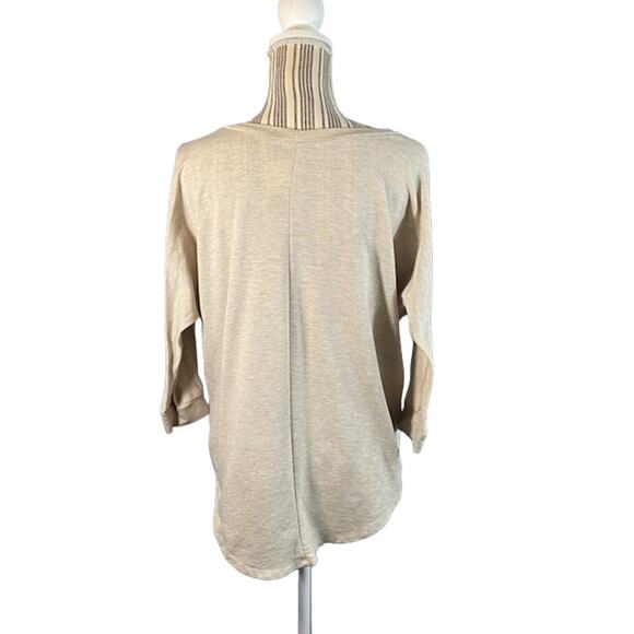Charlotte Russe Beige Long Sleeve Hi-Lo Pullover Knit Blouse Women Sz S - Picture 2 of 8